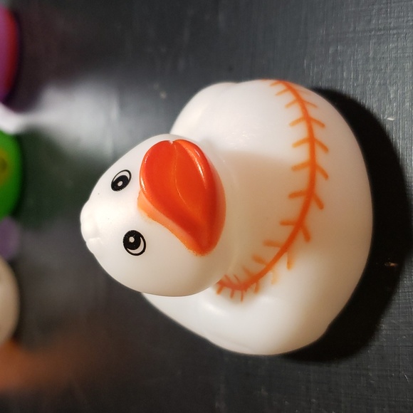 Lot of 5 Ducks with Laminated Ducking Tags! #DuckDuckJeep #DuckingJeeps - Picture 4 of 13